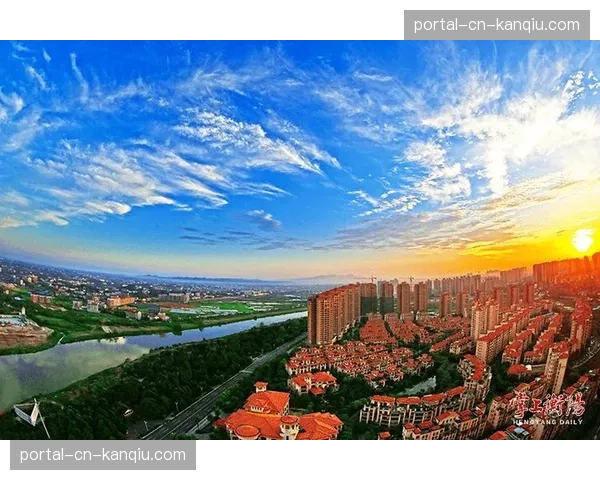 中游集团生存空间改善：未被扣分俱乐部在新格局中迎来机遇