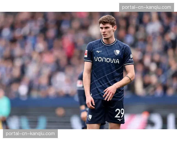 为满足德甲准入要求，波鸿计划今夏启动球场照明系统升级